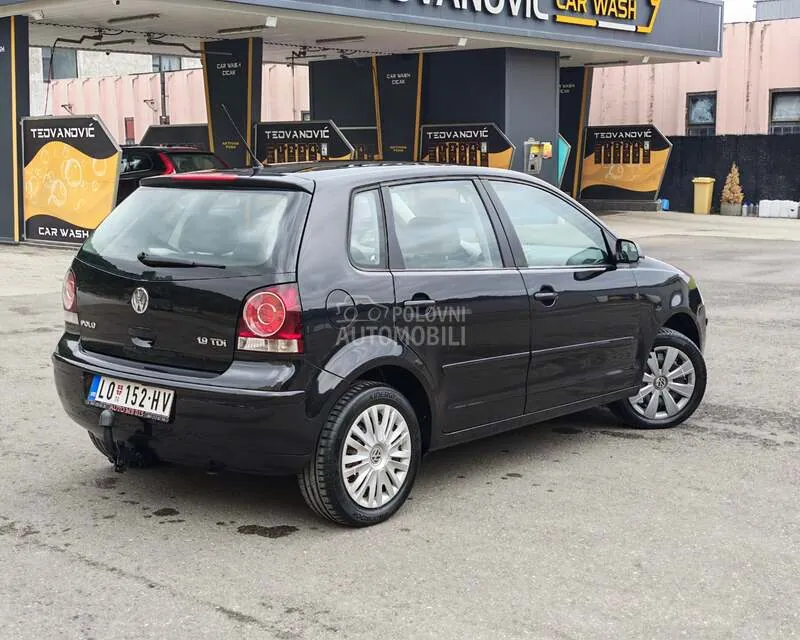 Volkswagen Polo 2009 photo 4