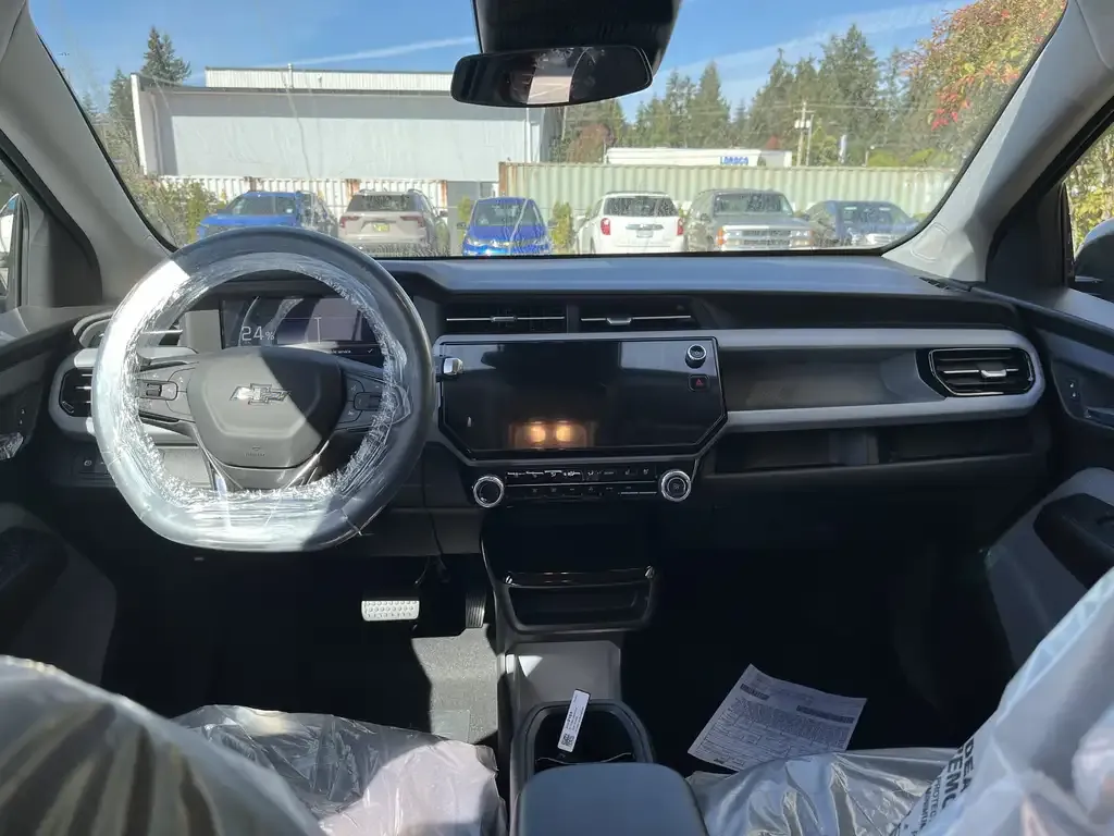 Chevrolet Bolt 2027 photo 5