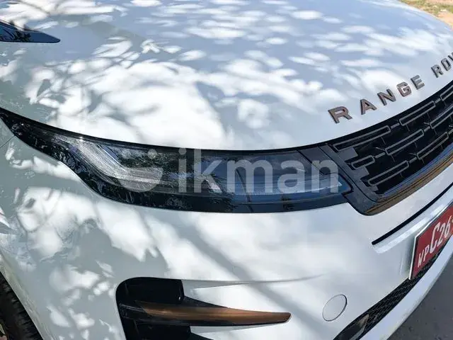 Land Rover Range Rover Evoque 2026 photo 3