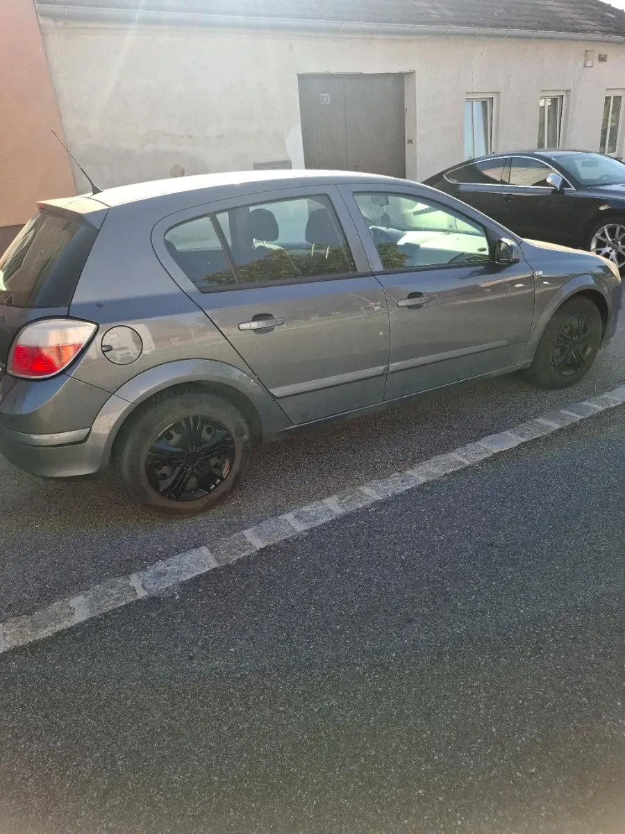 Opel Astra 2005 photo 3