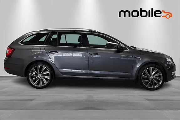 Skoda Octavia 2019 photo 2