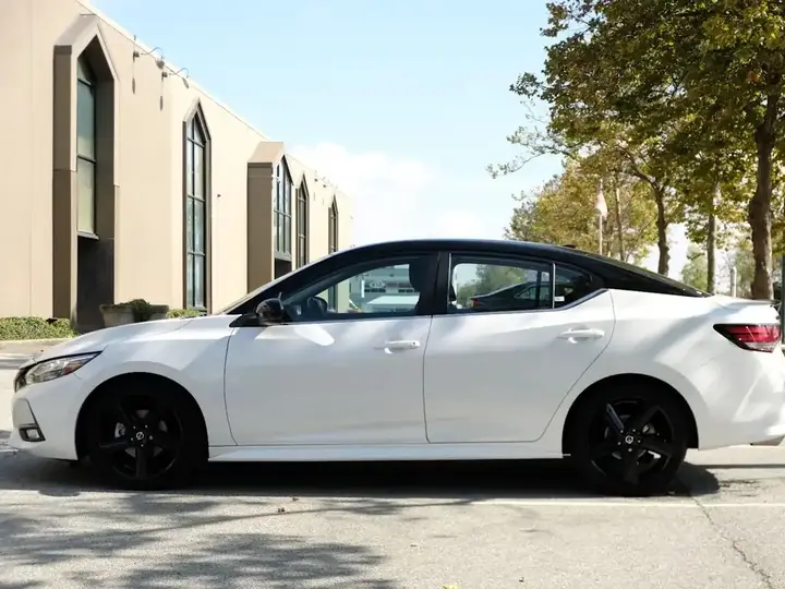 Nissan Sentra 2022 photo 2