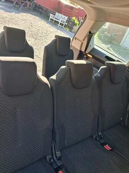 Citroen Grand C4 Picasso 2009 photo 4
