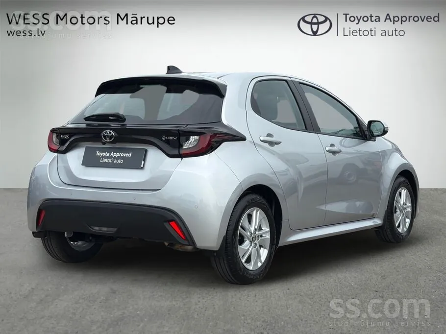 Toyota Yaris 2025 photo 2