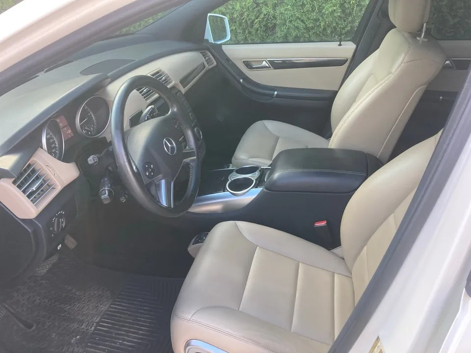 Mercedes-Benz R-Class 2011 photo 5