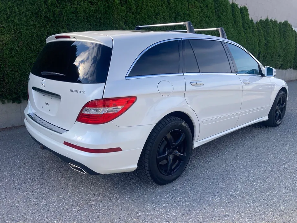 Mercedes-Benz R-Class 2011 photo 4