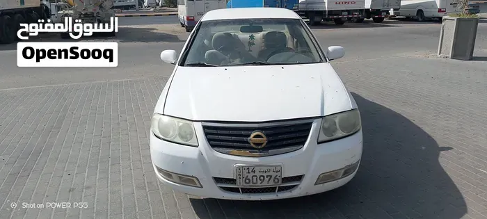 Nissan Sunny 2011 photo 3