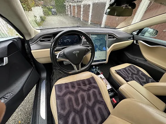 Tesla Model S 2015 photo 3