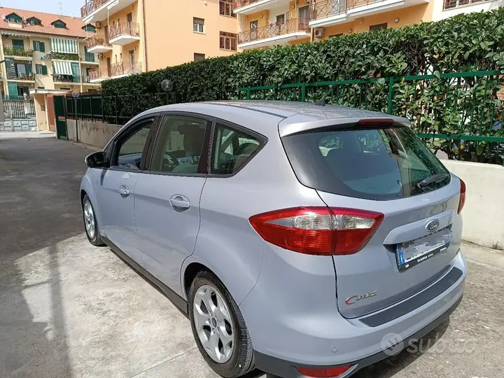 Ford C-Max 2011 photo 2
