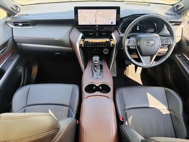 Toyota Harrier 2023 photo 3