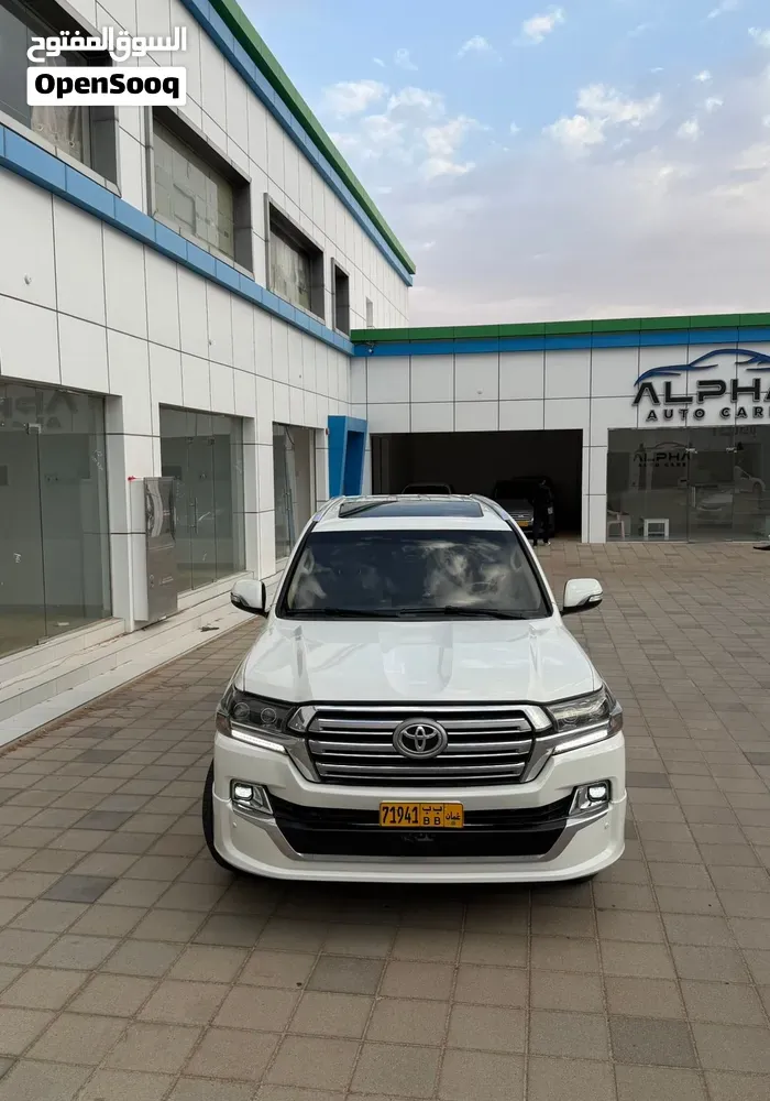 Toyota Land Cruiser Gxr 2014 photo 2