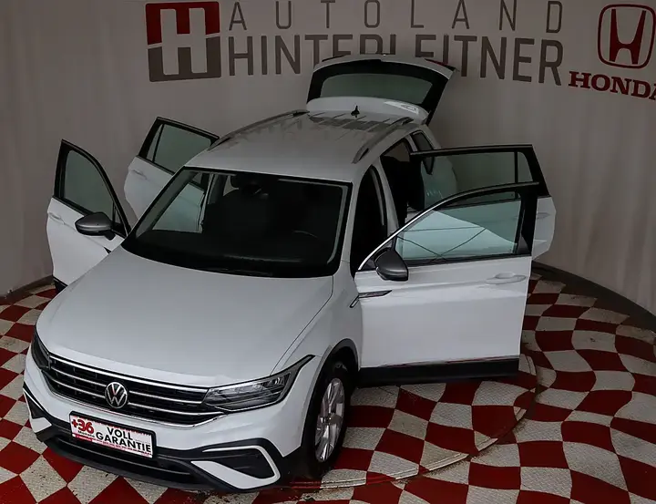 Volkswagen Tiguan Allspace 2023 photo 3