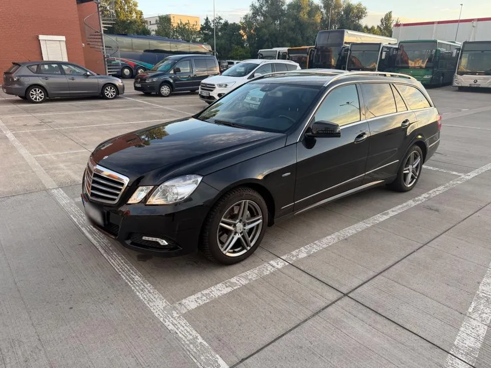 Mercedes-Benz E 300
