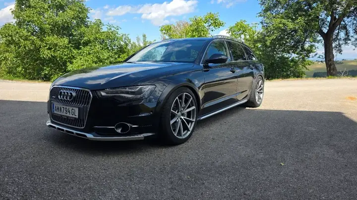 Audi A6 Allroad 2012 photo 3
