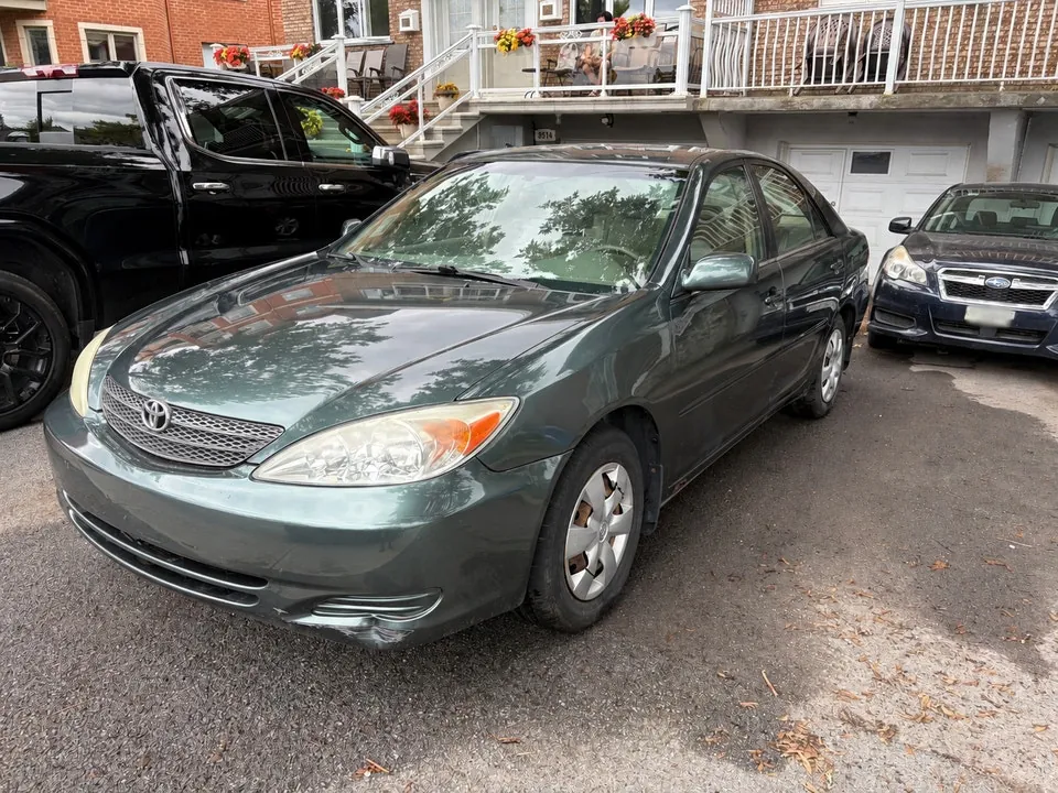 Toyota Camry 2002 photo 2