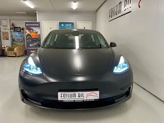 Tesla Model 3 2021 photo 2