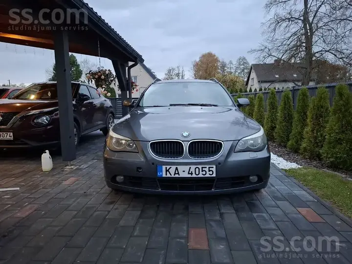 BMW 525