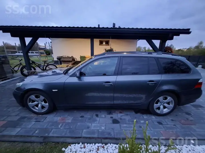 BMW 525 2005 photo 2