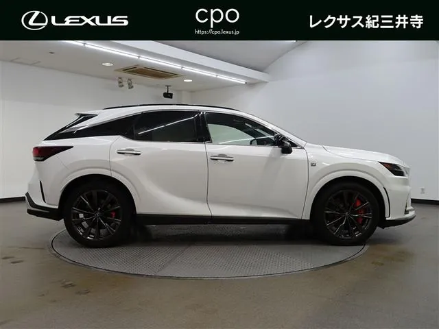 Lexus Rx350 2025 photo 4