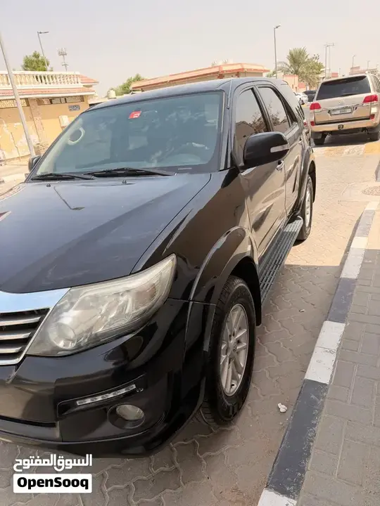 Toyota Fortuner 2015 photo 2