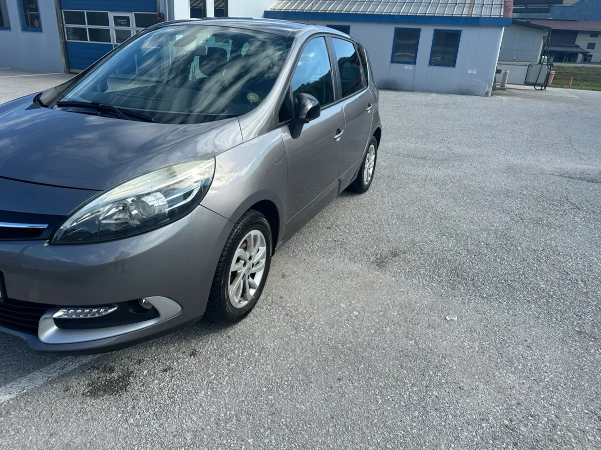 Renault Scenic 2014 photo 2
