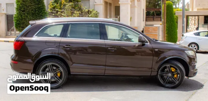 Audi Q7 2012 photo 3