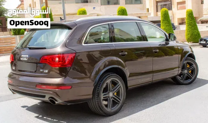 Audi Q7 2012 photo 4