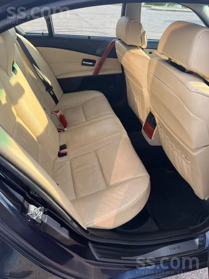 BMW 530 2004 photo 3