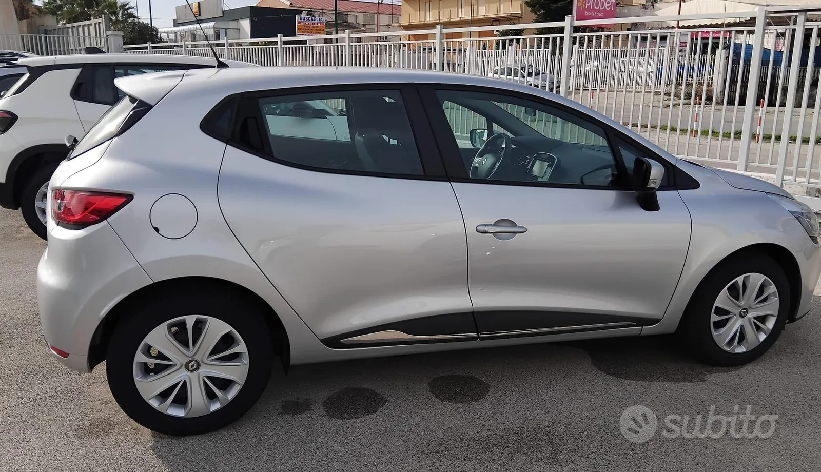 Renault Clio 2018 photo 2