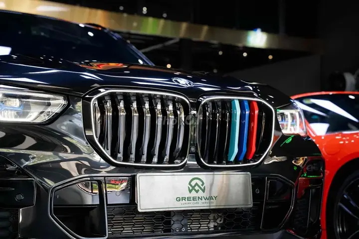 BMW X5 2023 photo 2