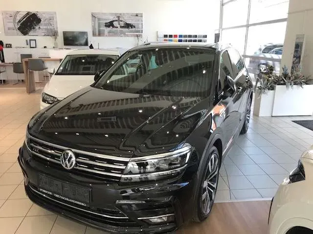 Volkswagen Tiguan 2018 photo 2