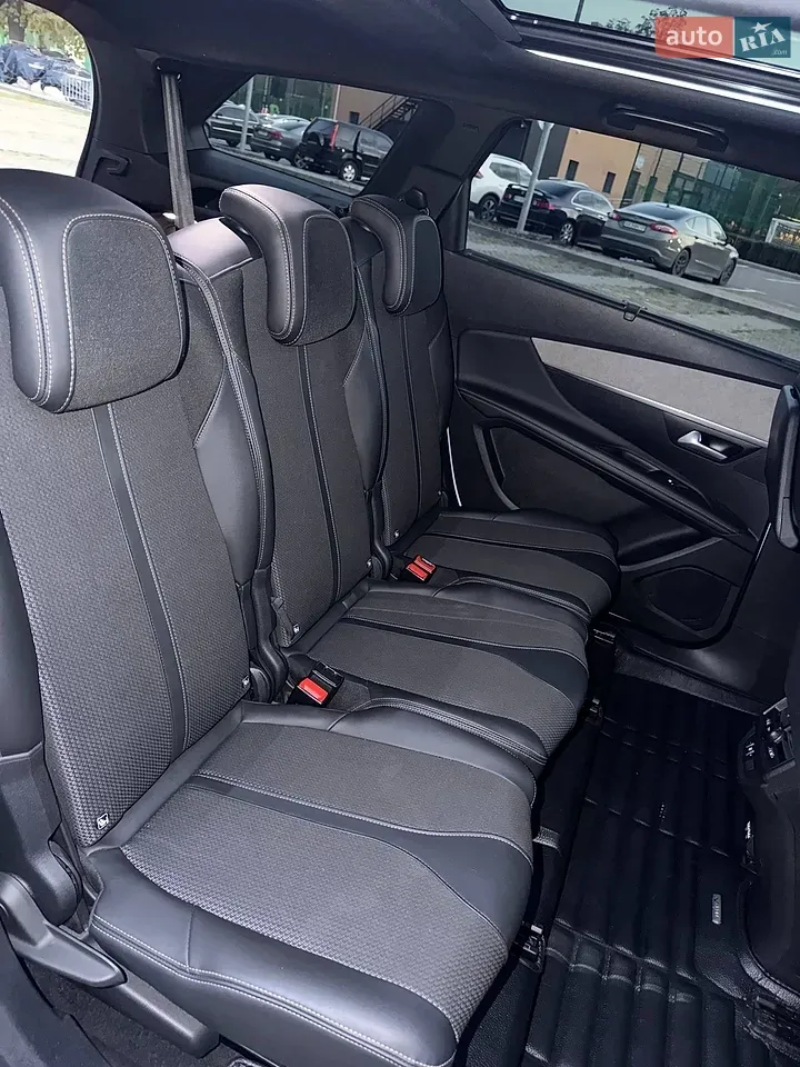 Peugeot 5008 2022 photo 4
