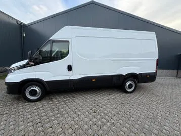 Iveco Daily 2019 photo 2