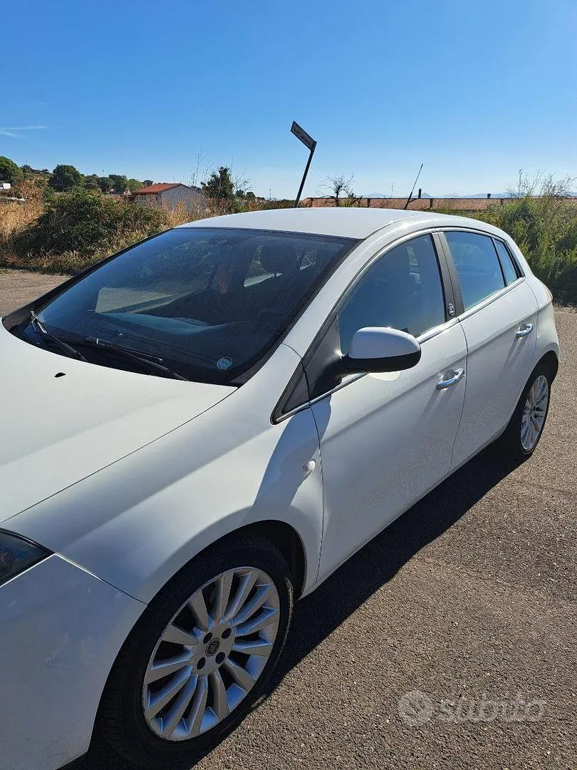 Fiat Bravo 2011 photo 4