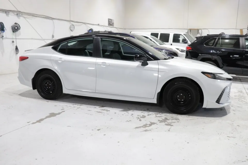Toyota Camry 2026 photo 5