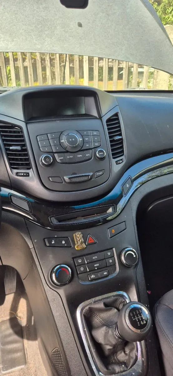 Chevrolet Orlando 2012 photo 3