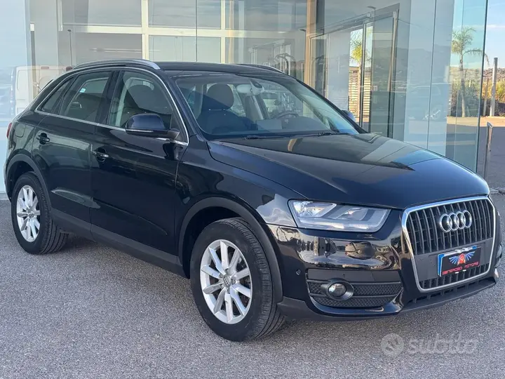 Audi Q3 2012 photo 2