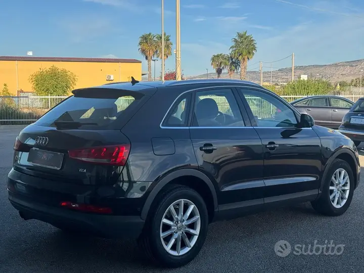 Audi Q3 2012 photo 4