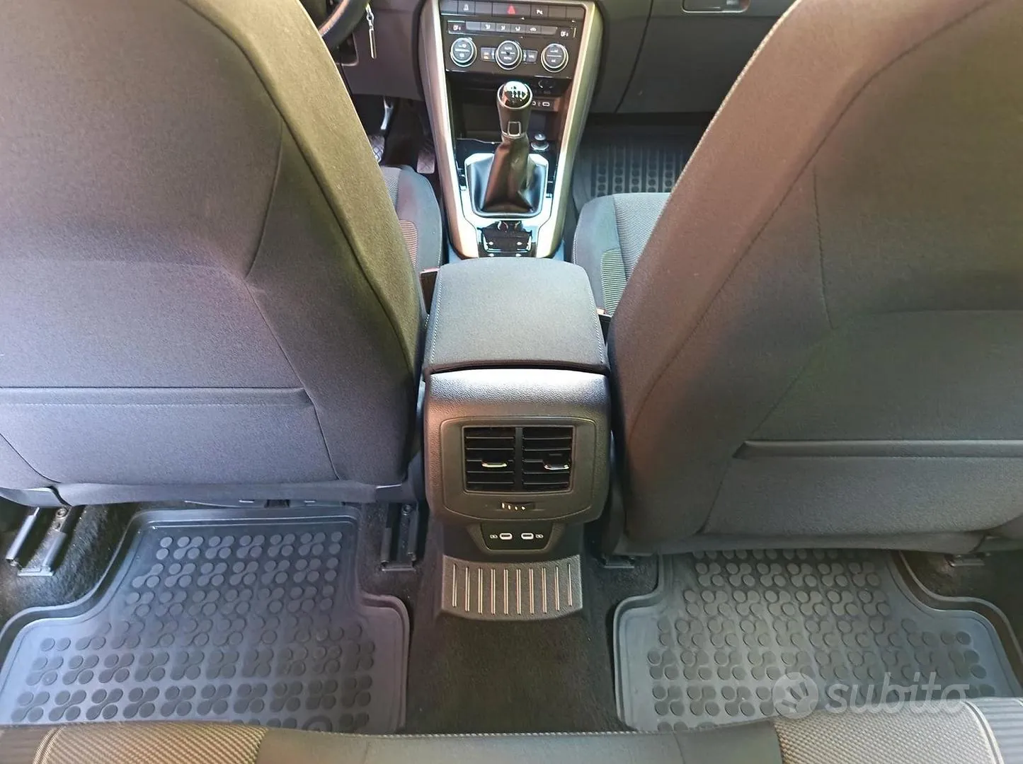 Volkswagen T-Roc 2021 photo 5
