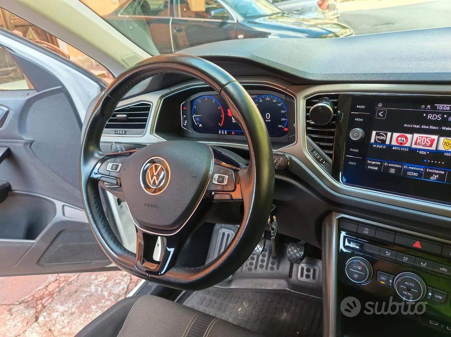 Volkswagen T-Roc 2021 photo 4