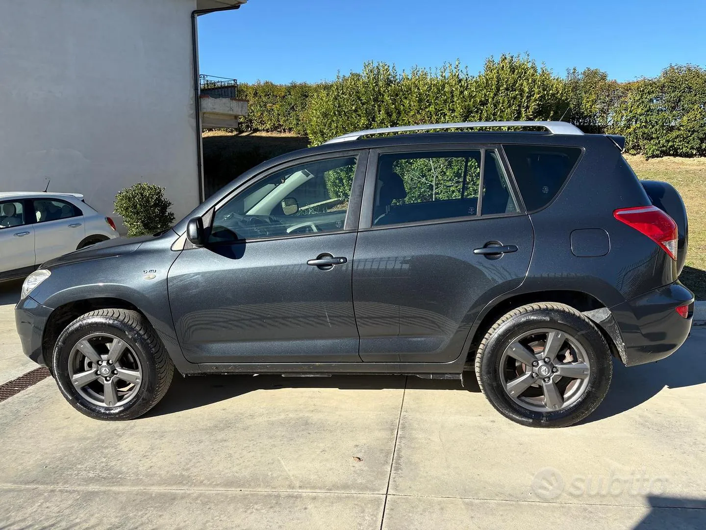 Toyota Rav4 2006 photo 2