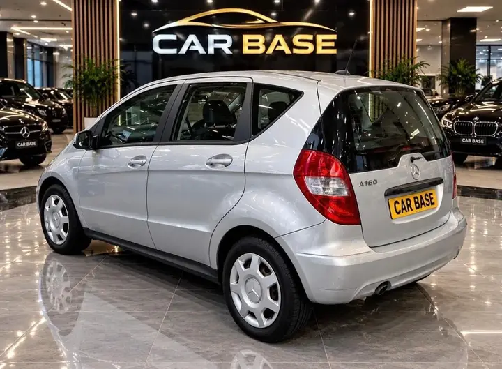 Mercedes-Benz A-Class 2011 photo 3
