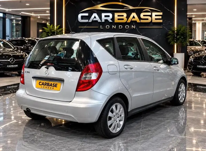 Mercedes-Benz A-Class 2011 photo 4