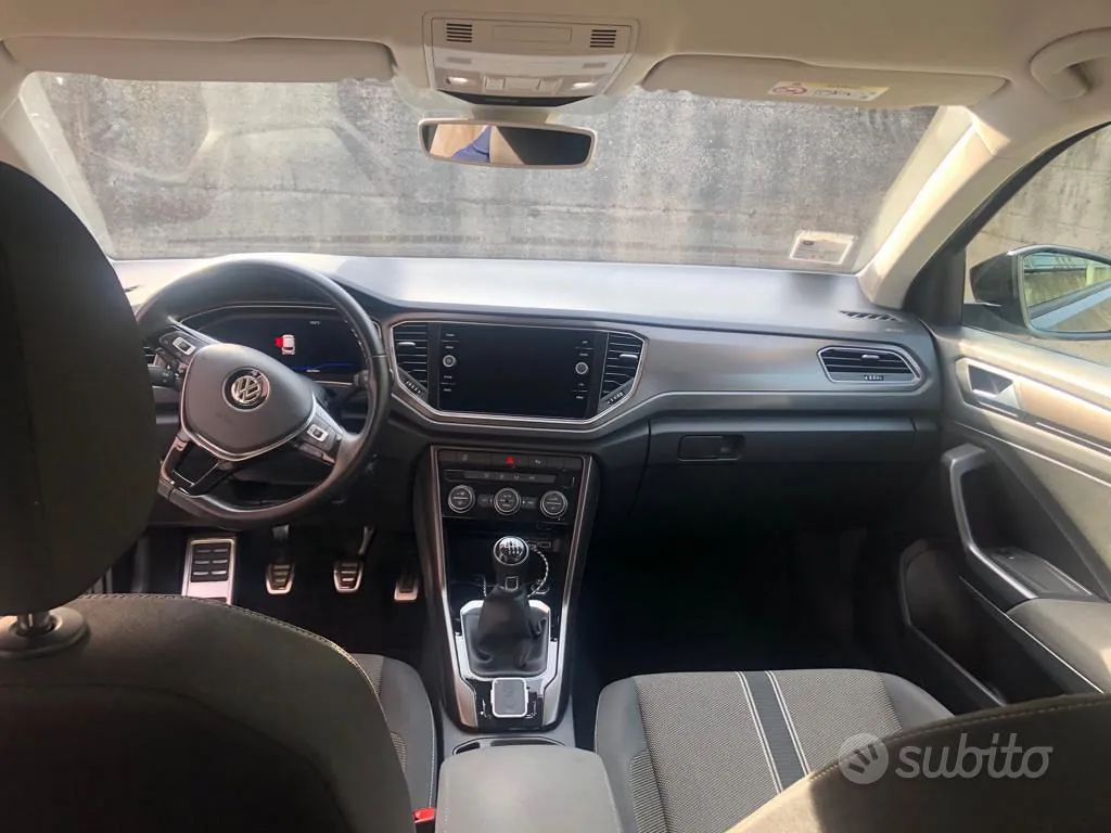 Volkswagen T-Roc 2018 photo 4