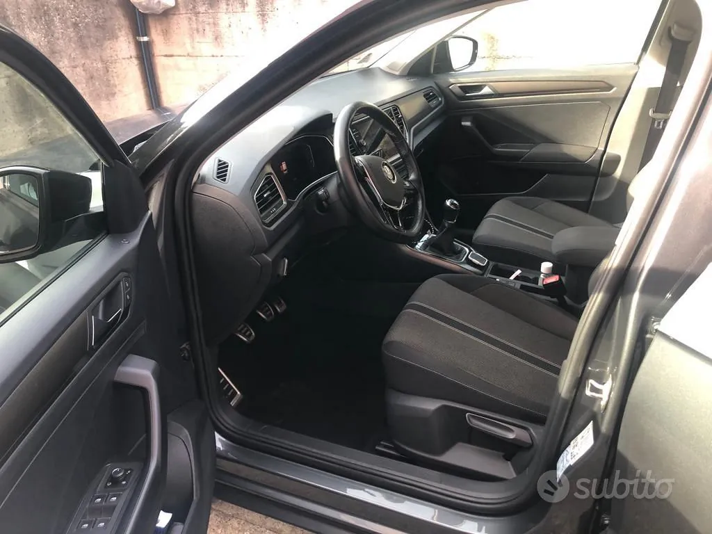 Volkswagen T-Roc 2018 photo 5