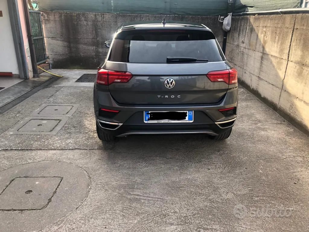 Volkswagen T-Roc 2018 photo 2