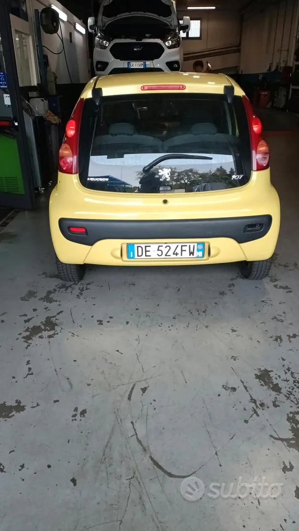 Peugeot 107 2006 photo 2