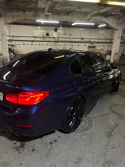 BMW 530E 2019 photo 2