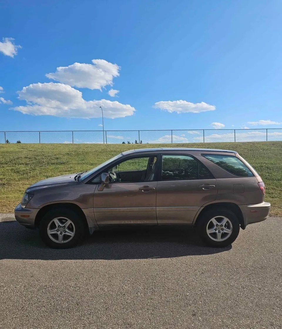 Lexus Rx300 1999 photo 2