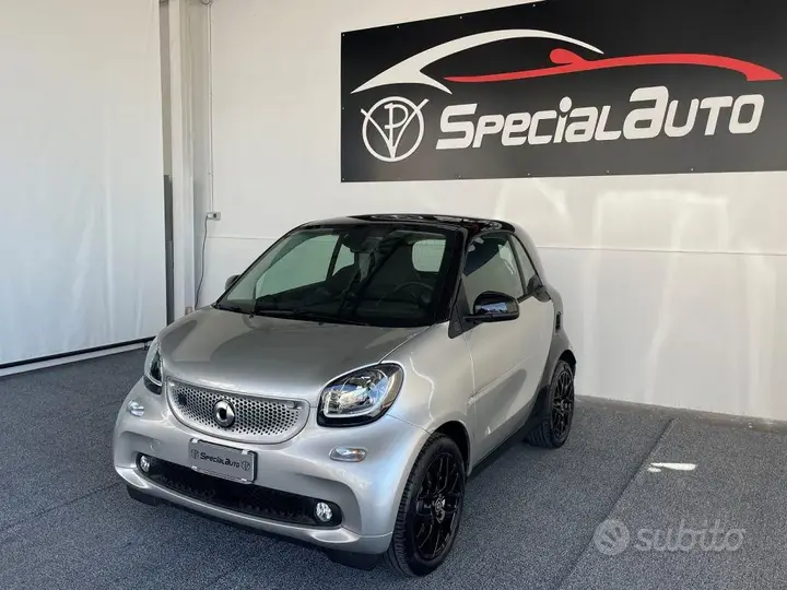 Smart Fortwo 2019 photo 5